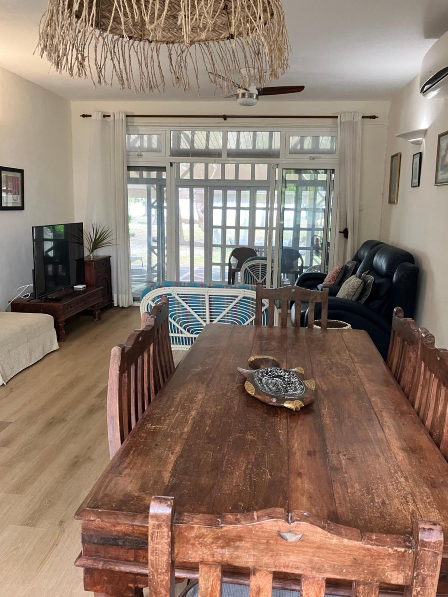 Villa Nirachel Ltd